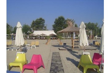 Grèce Privát Katerini, Extérieur